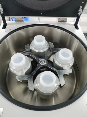 Cence Bank Darah Centrifuge 3L Model Baru CLT55 / CLT55R Kapasitas Besar Centrifuge Kecepatan Rendah