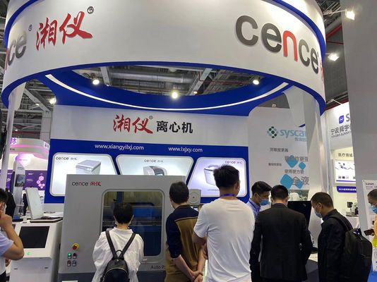 Sentrifus Berpendingin Kecepatan Tinggi 25000rpm dengan RCF 50560xg dan Kapasitas 6x100ml untuk Penggunaan Laboratorium